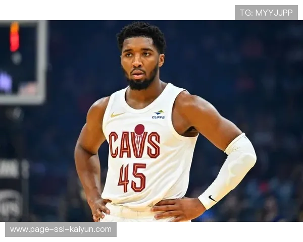 米切尔外线稳稳命中，骑士在主场找回感觉